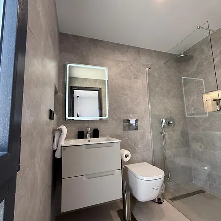 Villa Jupiter By Albir Proper